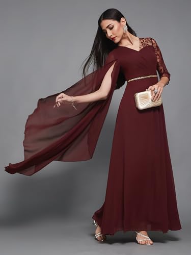 Image of Miss Chase Women's Floral Printed Relaxed Fit V-Neck 3 /4th Sleeve Maxi Dress
