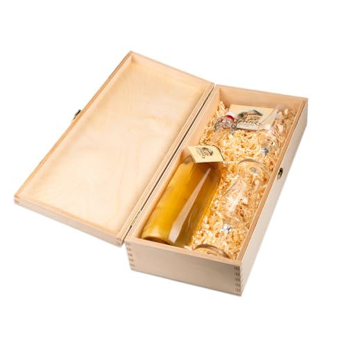 Prinz Geschenkset Alte Sorte mit Holzfassnote 1x 0 5 l Alte Sorte Schnaps mit 2 Exklusivkelchen in edler Holzkiste Schnaps aus Österreich Geschenkidee (Edle Marille)
