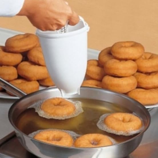 Plastic Donut Maker Waffle Molds Kitchen Accessory Bakeware Doughnut Maker Cake Mold Biscuit Cookies Diy Baking Tool Donut Making Mold Press Creative DIY Baking Tools Donut Making