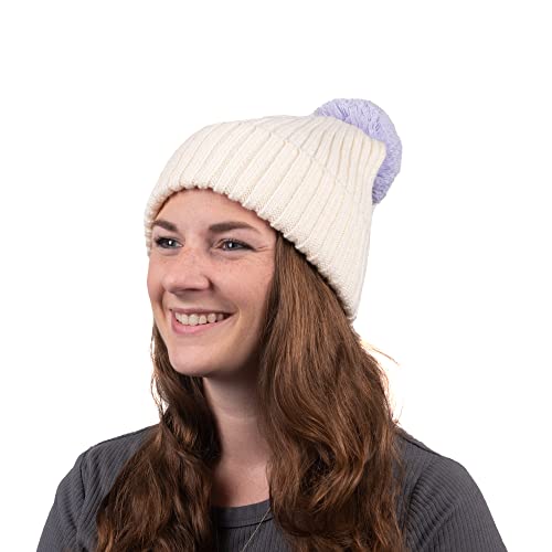 Bonnet tricoté Isotoner chaud et confortable avec son grand pompon en fil
