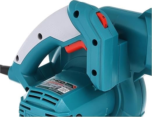 Akụkụ view of Total TB2086 showing air intake