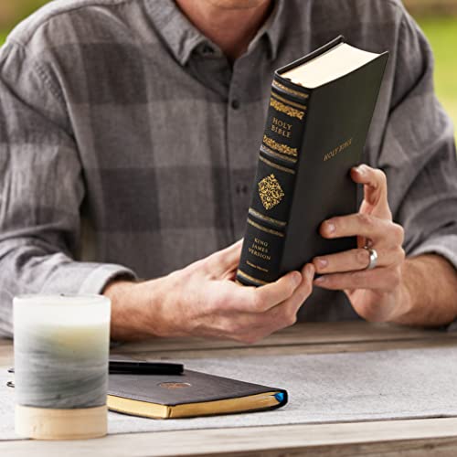 Kjv, Sovereign Collection Bible, Personal Size, Leathersoft, Black, Red Letter Edition, Comfort Prin