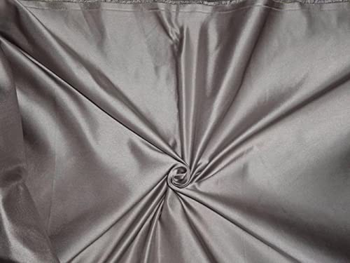 Soies de luxe Silk Dutchess gris clair pour robes de mariée et soirées