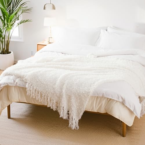 CloudDwelling Soft Knit Throw Blanket for Couch with Tassels 60"x80" by CloudDwelling - Used condition - Image 4