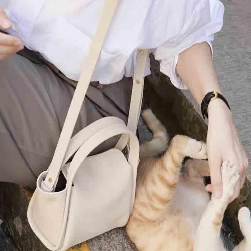 BXCNCKD Women's mini solid color simple handbag casual commuting crossbody small square bag shoulder bag - Image 4