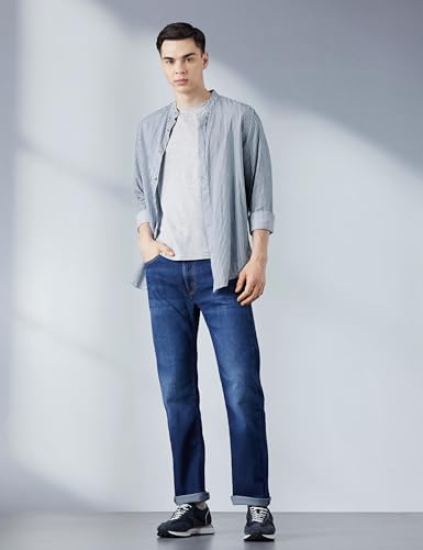 Image of Levi's Men's Straight Fit Mid Rise Jeans