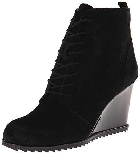 Kenneth Cole REACTION Women's Storm Call Boot