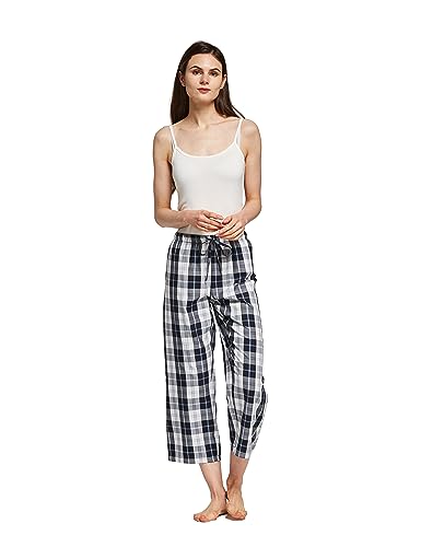 Image of CYZ Comfortable Cotton Capri Woven Pajamas for Women, Casual Capris for Women, Perfect for Daily Wear and Sleepwear
