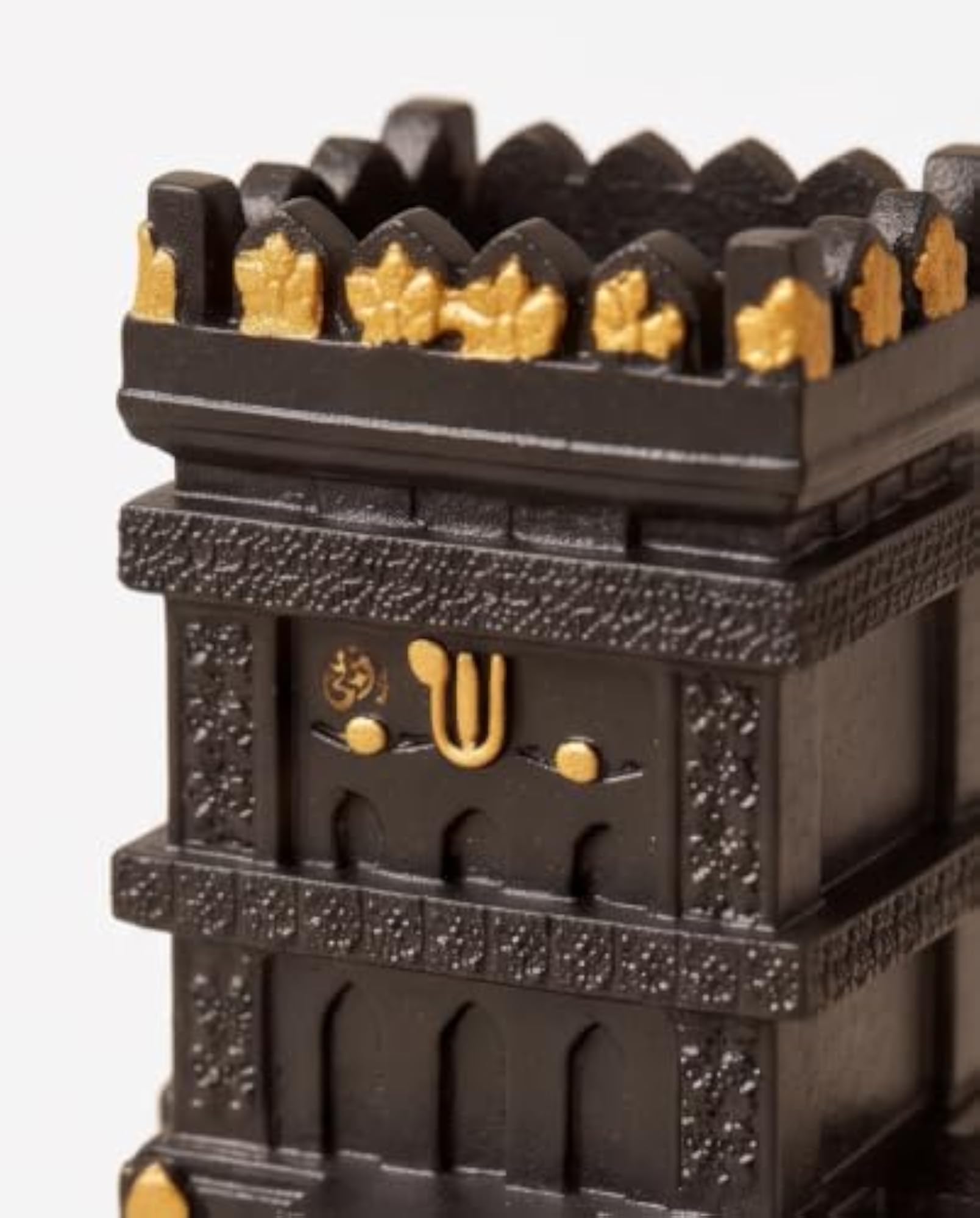 Raghavendra Swamy Brundavanam Temple Idol, Black & Gold