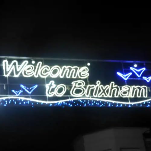985 - Brixham Podcast Por arte de portada