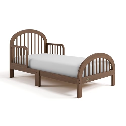 Image of Graco Olivia Toddler Bed, Hazelnut