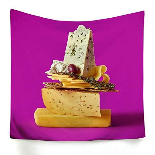 Tenture murale decoration mode violette pour masquer un mur vide
