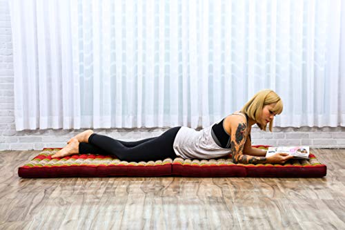 Image of Leewadee Trifold Mattress Standard - Comfortable Thai Massage Pad, Foldable Floor Mattress Filled with Kapok, Perfect to Use as a Sleeping Mat 79 x 28 inches, Green Red