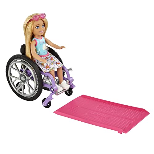 Muñeca Barbie Chelsea con Silla de Ruedas y Accesorios miniatura 2