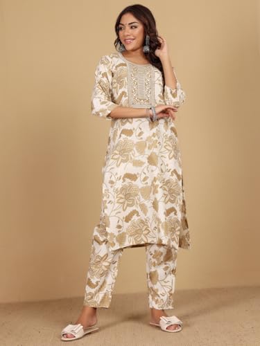 Varanga Women Round Neck Bold Print Co Ord Set