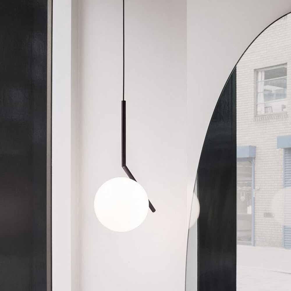 TRIVIDHA Lampade A Sospensione in Vetro Nordico Lampada A Sospensione in Vetro A Globo Bianco per Isola Cucina Moderne Lampade A Sospensione in Metallo per Camera da Letto Soggiorno Bar