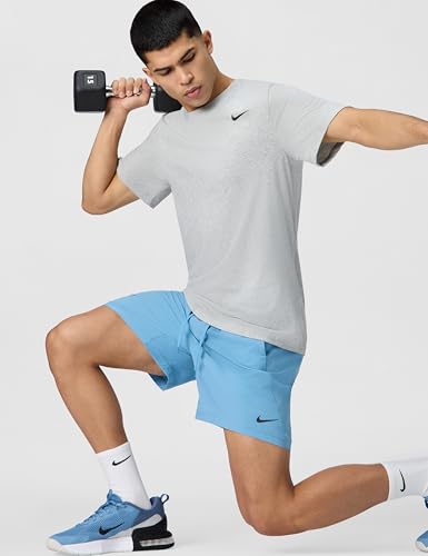 Image of Nike Men's Form Dri-FIT 7 inch Workout Shorts; Unlined Training Shorts