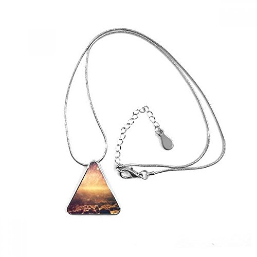 Bijoux collier avec chaîne motif espace pour éviter les accessoires de mode banals