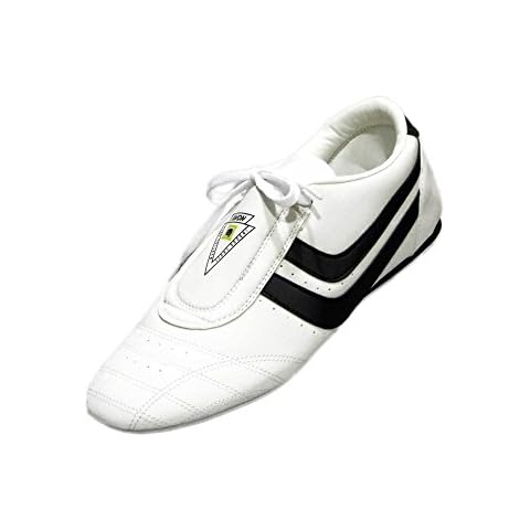 KWON Chosun Chaussures de Sport Cover