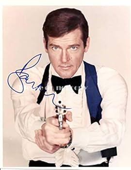 007 ジェームズ ・ボンド ロジャー・ムーア 直筆サイン  カード 007 ジェームズ ・ボンド ロジャー・ムーア 直筆サイン カード