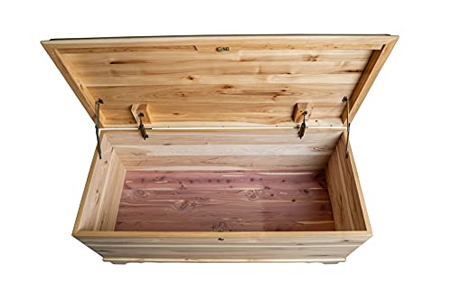 Image of Rustic Red Door Co. Cedar Hope Chest with Waterfall Top, Amish Made Wooden Storage Trunk Box for Bedroom, Blanket, Clothes, Anti-Slam Hinges and Lock, 42 inch, Rustic Hickory Wood, Natural Stain