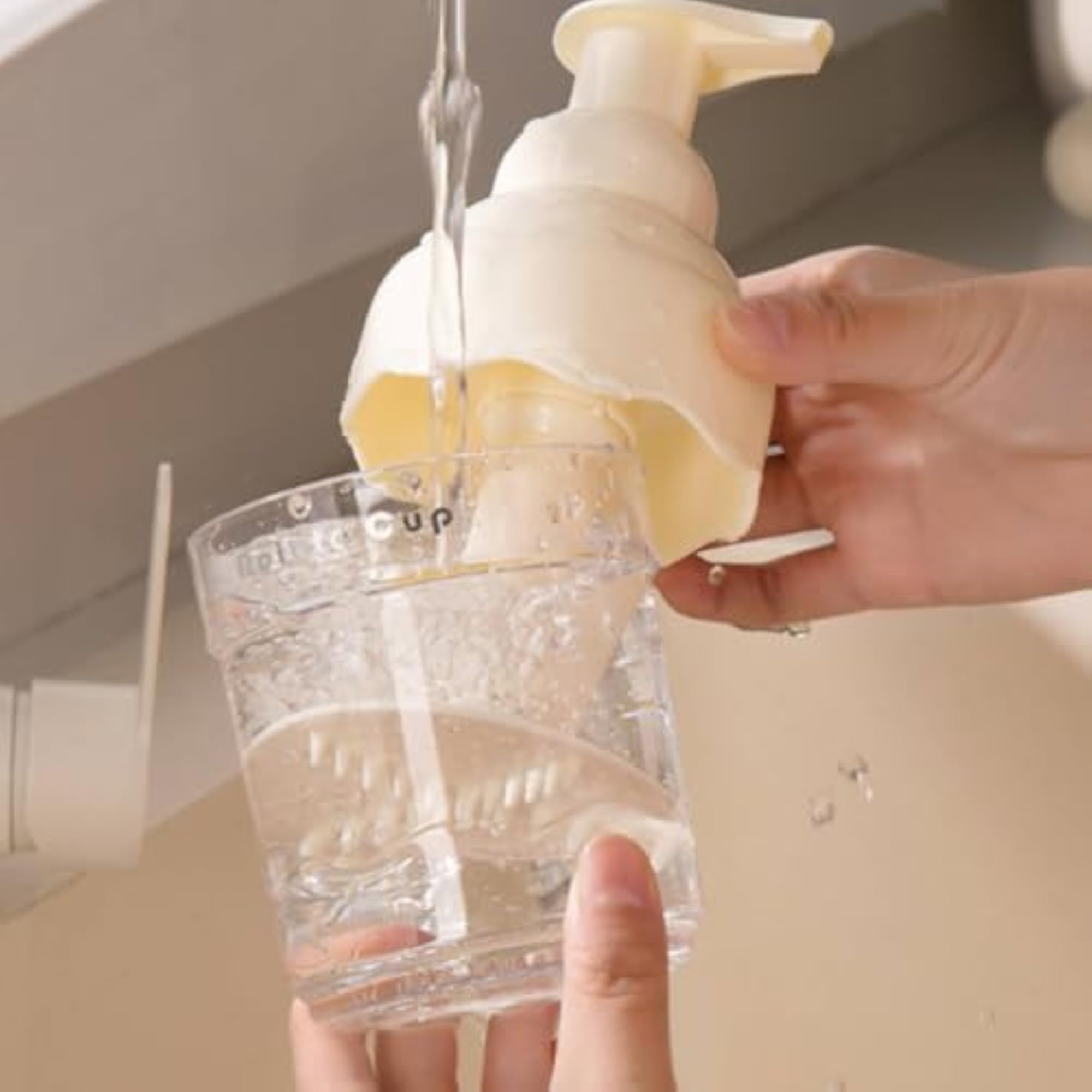 Hand-Pressed Foaming Pump Bottle, Transparent
