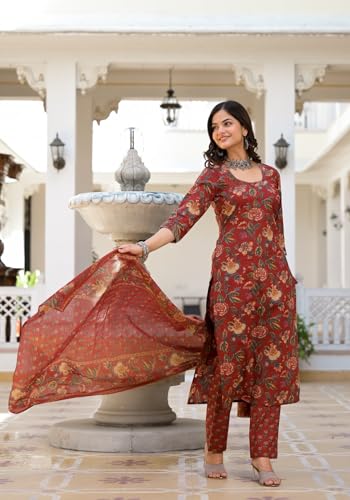 Image of GoSriKi Women's Cotton Blend Printed Straight Kurta with Pant & Dupatta