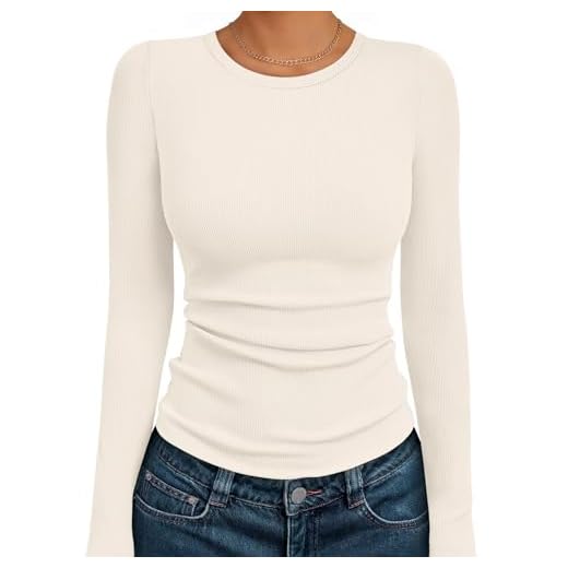 25 Rainy Day Outfits for Women – Chic Looks to Stay Stylish in Wet Weather Ribbed Top