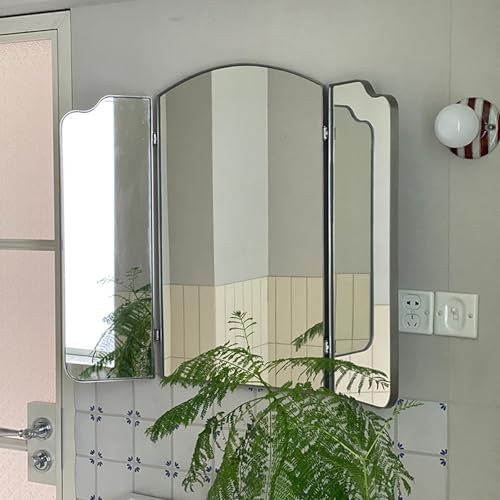 ZUGIATP Espejos De Pared con Marco De Acero Inoxidable Estilo Vintage para Tocador De Baño Espejo Tríptico De 3 Caras para Sala De Estar Vestidor Dormitorio(Silver,90 * 60cm/35 * 23in)