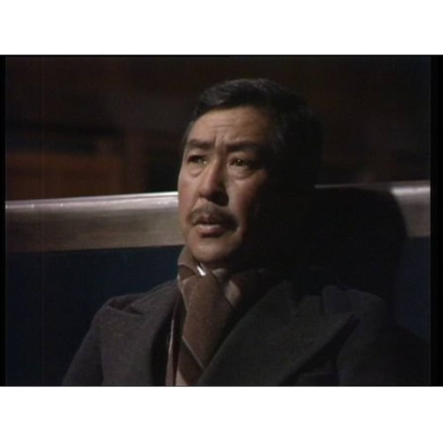 Amazon.co.jp: 小林桂樹主演 冬の桃 DVD-BOX 全2枚セット : 小林