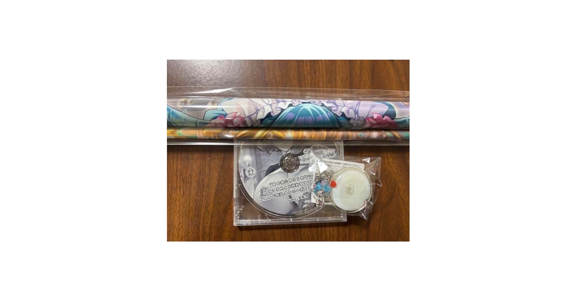 みるくふぁくとりー　セット アルカ　タペストリー　　キーホルダー　CD Amazon.co.jp: みるくふぁくとりー セット アルカ 壁掛け