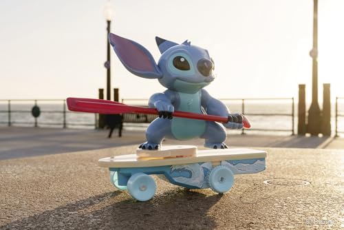 Jada Toys RC Surfer Stitch (25 cm) - ferngesteuertes Disney Fahrzeug mit 360°-Spins und Stunts, Spielzeug für Fans und Kinder ab 3 Jahre inkl. Fernbedienung