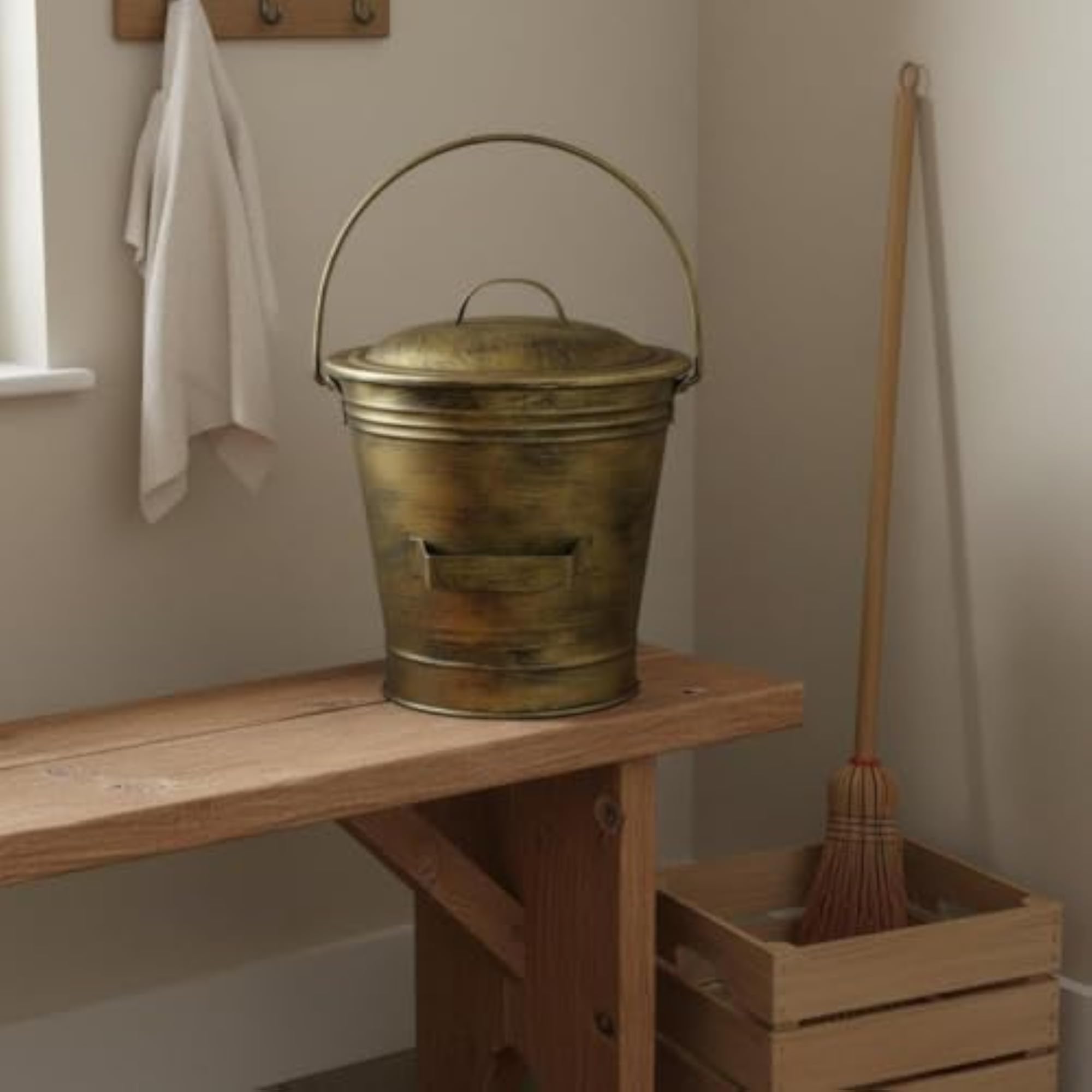 Large Capacity Copper Fireplace Ash Bucket Set