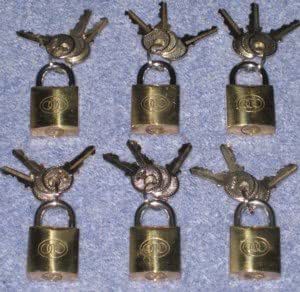 Tri-Circle Keyed Alike 80mm Brass Shutter Padlock - View #10