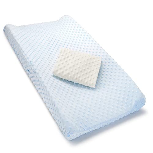 Image of Munchkin® Diaper Changing Pad Covers, 2 Pack, Blue/White – Fits Standard Contoured Changing Pads