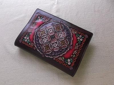 単行本サイズブックカバー ラウンドファスナータイプ 刻印,拭き染め