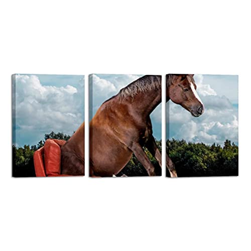 Toile murale de cheval pret a accrocher pour decorer un salon vide