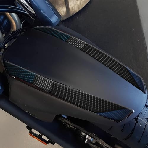 Autocollant résine 3D Tracer 7 pour vos road trips et sorties