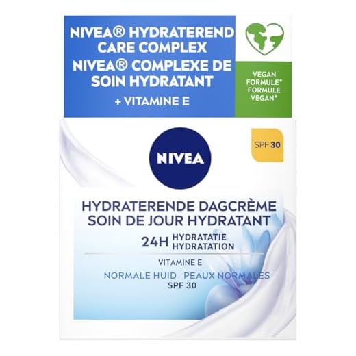NIVEA Essentials Hydraterende Dagcrème - Gezichtscreme - Normale tot gemengde huid - SPF 30 - Met vitamine E en lotusextract - Gezichtsverzorging - 50 ml