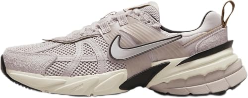 Nike Women's V2K Run Shoes, Platinum Violet, 9 Wide