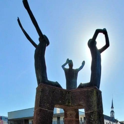 Gott verbindet v&ouml;llig verschieden denkende Menschen miteinander