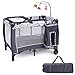 COSTWAY Box Pieghevole per Neonato con Lettino e Fasciatoio, Doppio Letto e Fasciatoio per Bambini Tra 0-36 Mesi, Dotato con i Giocattoli e Carillon Dimensioni:100 x 70 x 74,5 cm (Grigio)