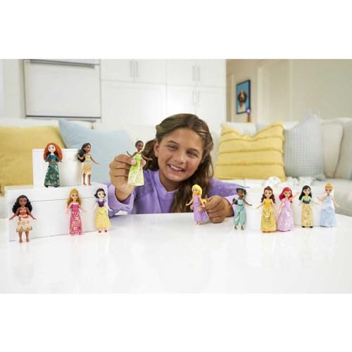 Disney Princess Cinderella Small Doll Figure - Image 2