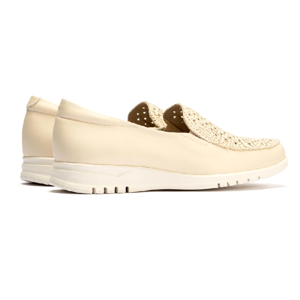 PITILLOS - 2821 Crema - Zapato mocasín de Piel, Calado, con cuña, Suela de Goma, para: Mujer