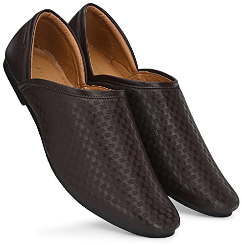 Ethnic Lightweight Mojaris Juttis Loafer Shoes for Men