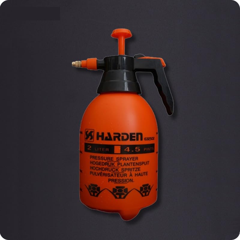 Harden Professional Pressure Sprayer, 2 Litre Capacity, Copper Nozzle with Lockable Trigger, Heavy-Duty PP Construction
