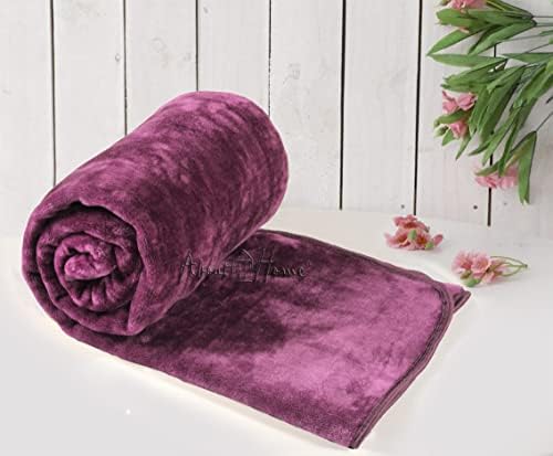 About Home DELUXE Faux Fur Mink Blanket / Throw over- Soft & Cozy - Perfect for snuggling on the Couch (150x200 cm, AUBERGINE)