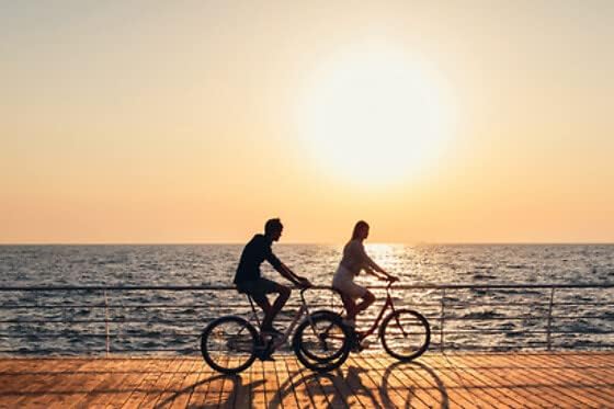 Wonderbox - Original Gift Idea- Experience gift - FUN FOR ALL in NYC- For 1 or 2 people - 1 activity to choose from: Airboat, Relaxing Massage, Speedboat, food experience, Summit One Vanderbilt... - Image 6