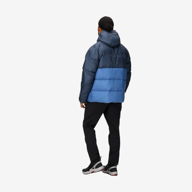 サ*ン様 Marmot 750FP Down Jacket Hooded Bla MARMOT Men's Guides Down Hoody - Down Filled, Water Resistant