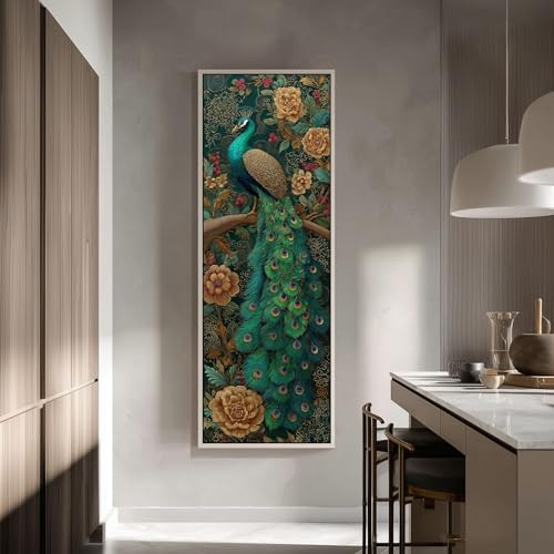 Peinture animalière de paon et décor floral sombre style Art nouveau